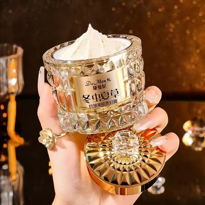 Cordyceps Sinensis Luxury Nobl – Luxury Skincare Whitening Cream recenzja i cena